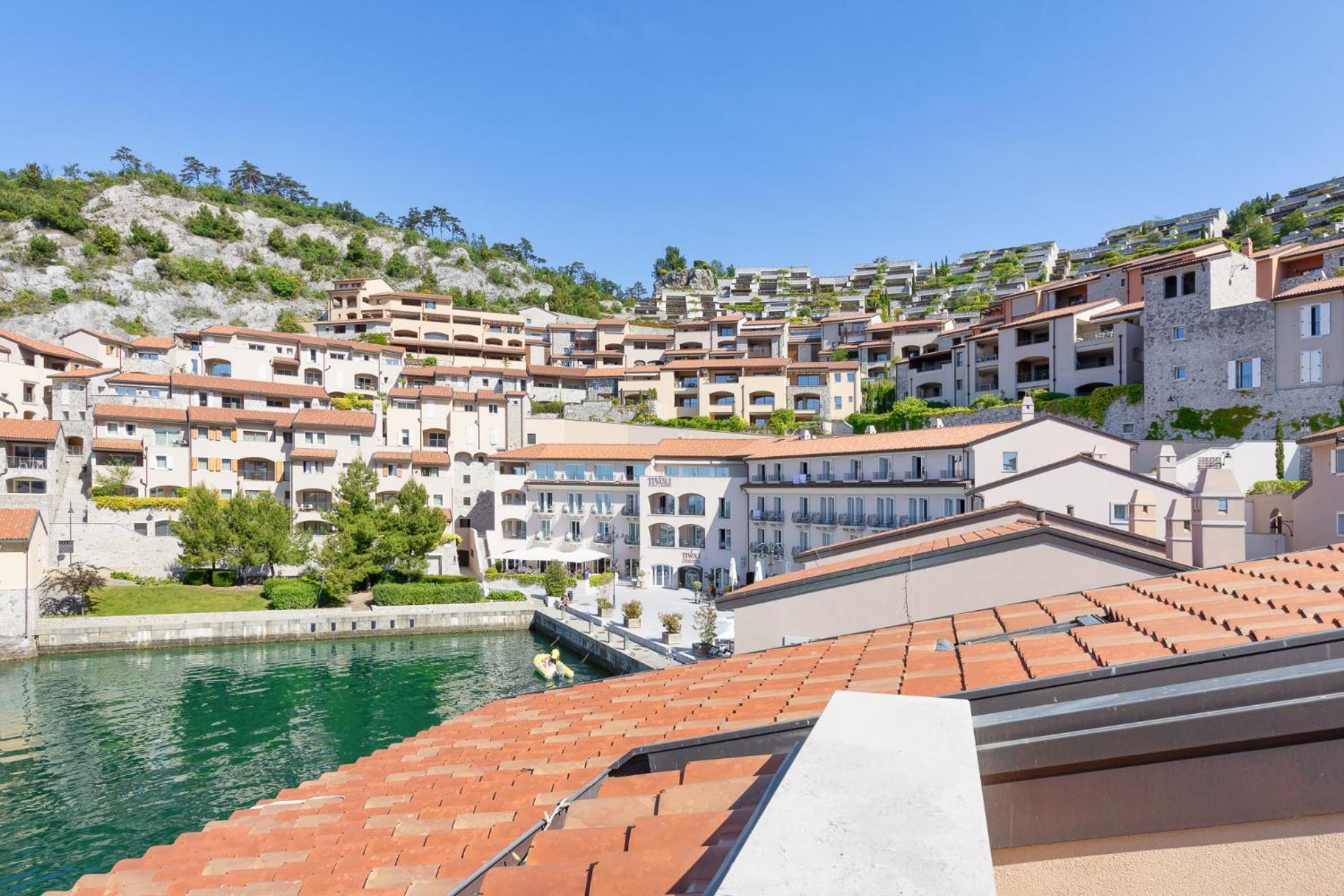 Portopiccolo Apartments سيستيانا المظهر الخارجي الصورة