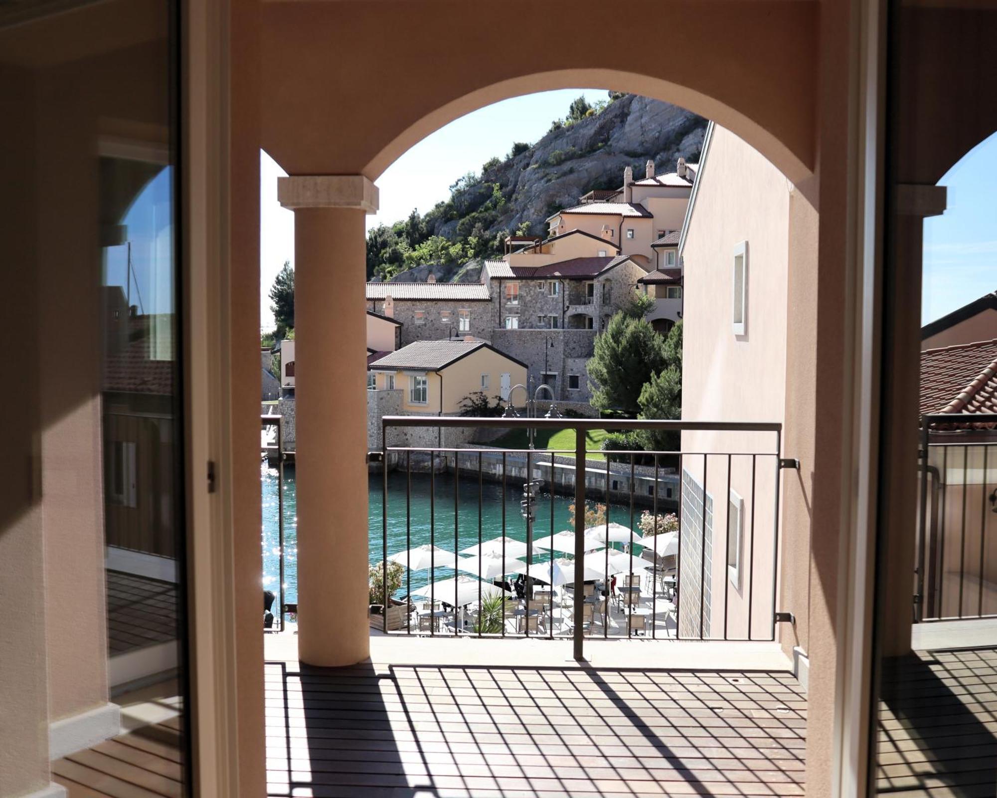 Portopiccolo Apartments سيستيانا المظهر الخارجي الصورة